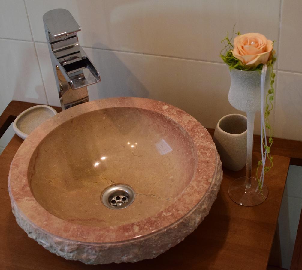 Hotel - Bistro - 3-Eck Merchweiler エクステリア 写真
